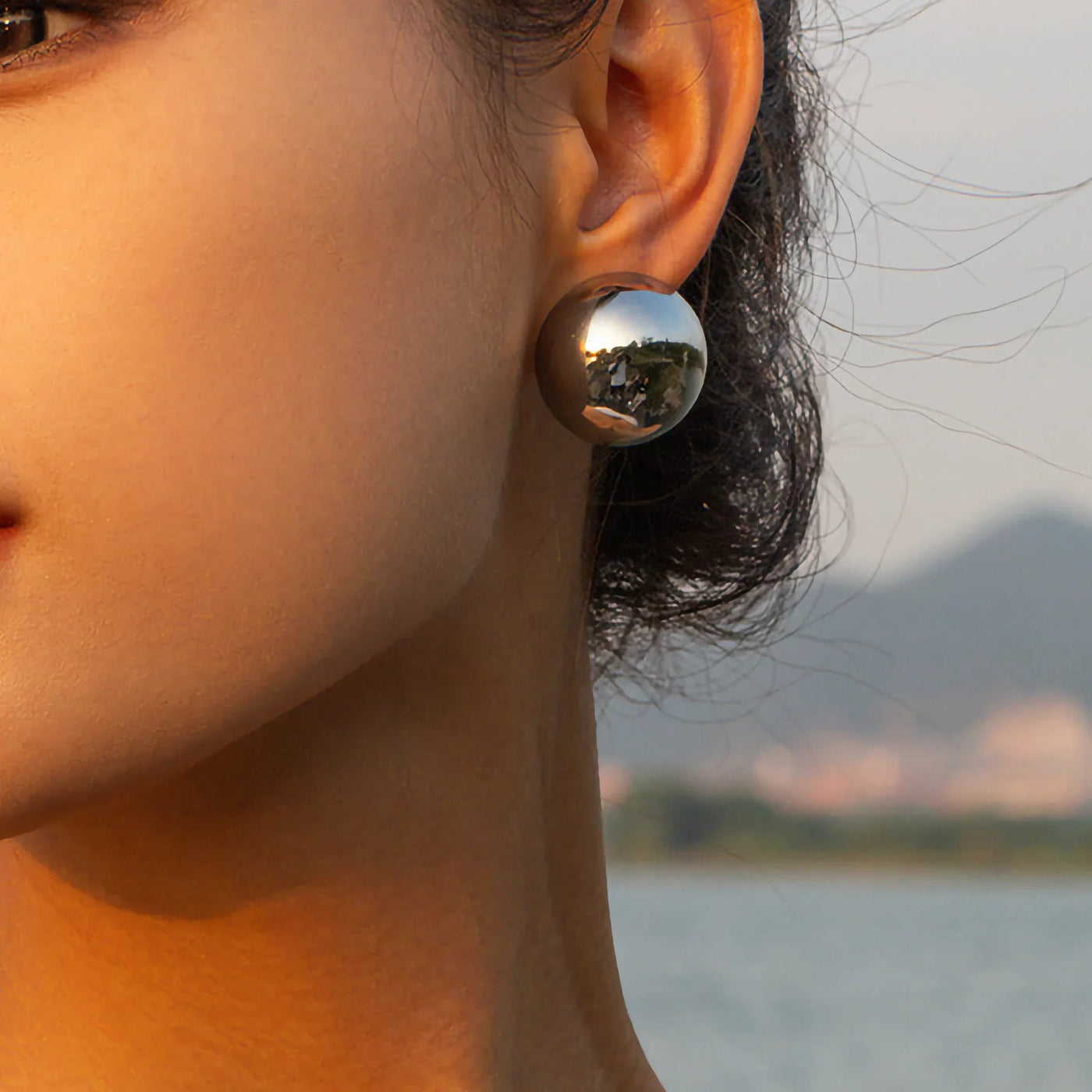 Orla - Round Stud Earrings