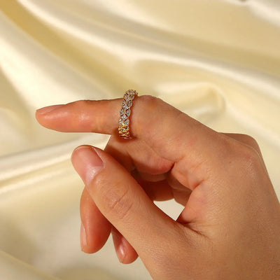 Nell - Gold Patterned Ring