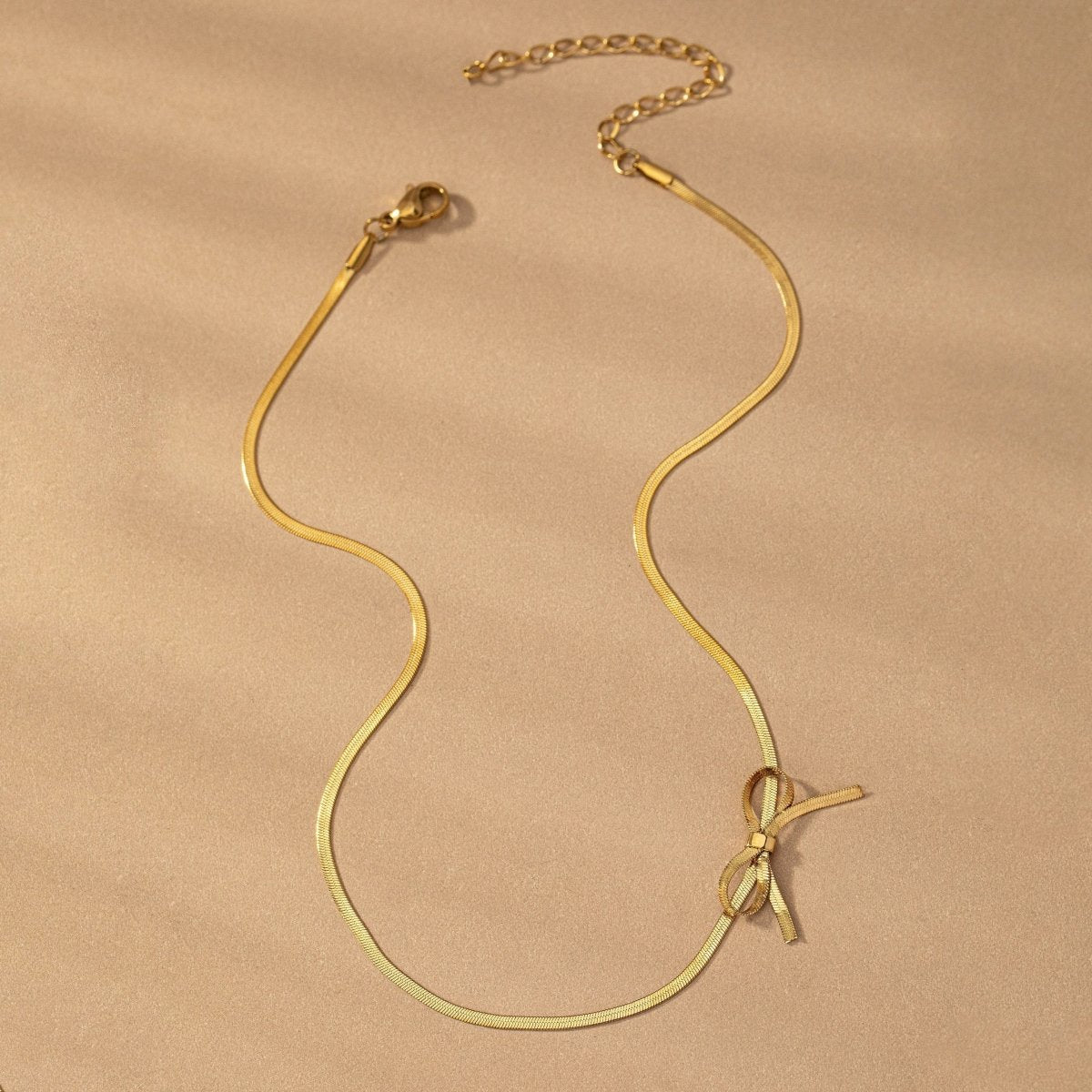 Marvella - Dainty Bow Necklace